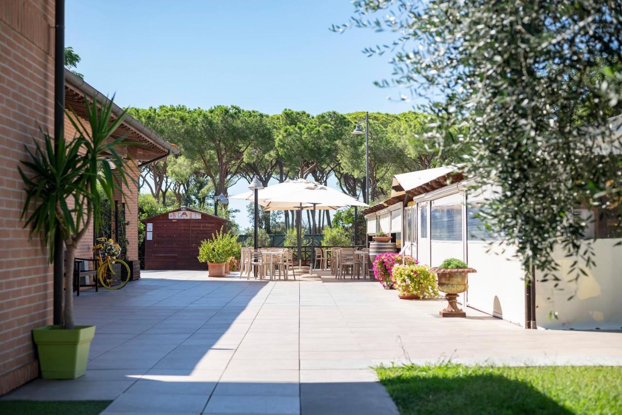 Villaggio Il Girasole Follonica Exterior foto