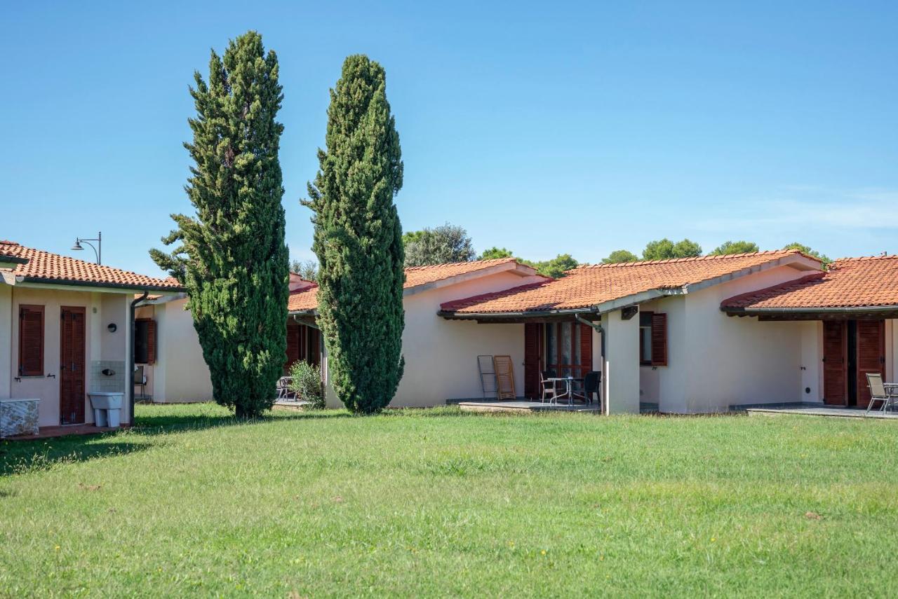 Villaggio Il Girasole Follonica Exterior foto