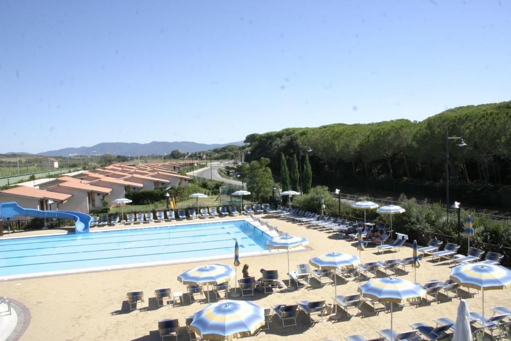 Villaggio Il Girasole Follonica Exterior foto